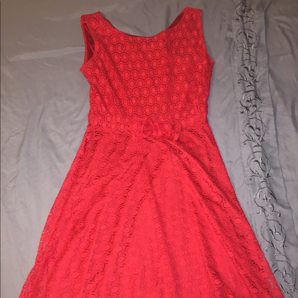 Red bow dress